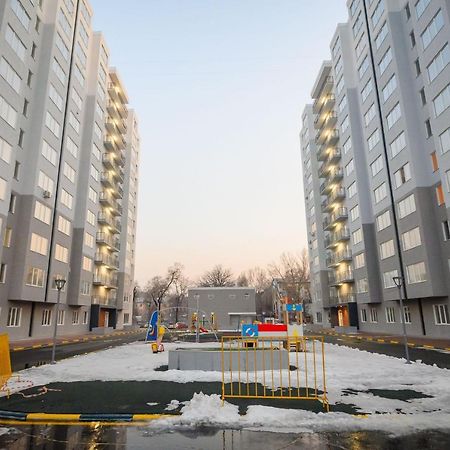 Как Дома- Уютная Двухкомнатная Квартира В Жк Атлант อัลมาตี ภายนอก รูปภาพ